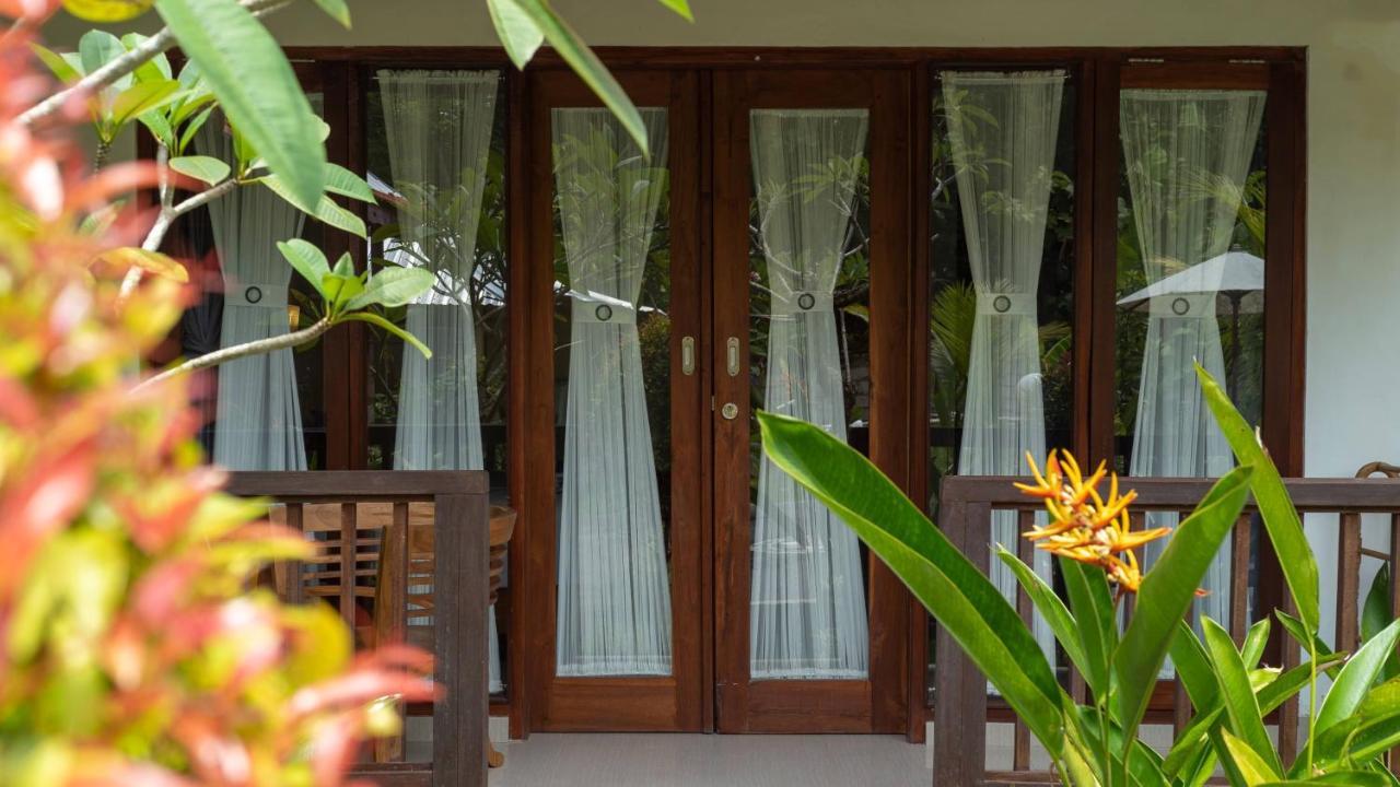 Toyapakeh Sindhu Mesari Bungalow מראה חיצוני תמונה